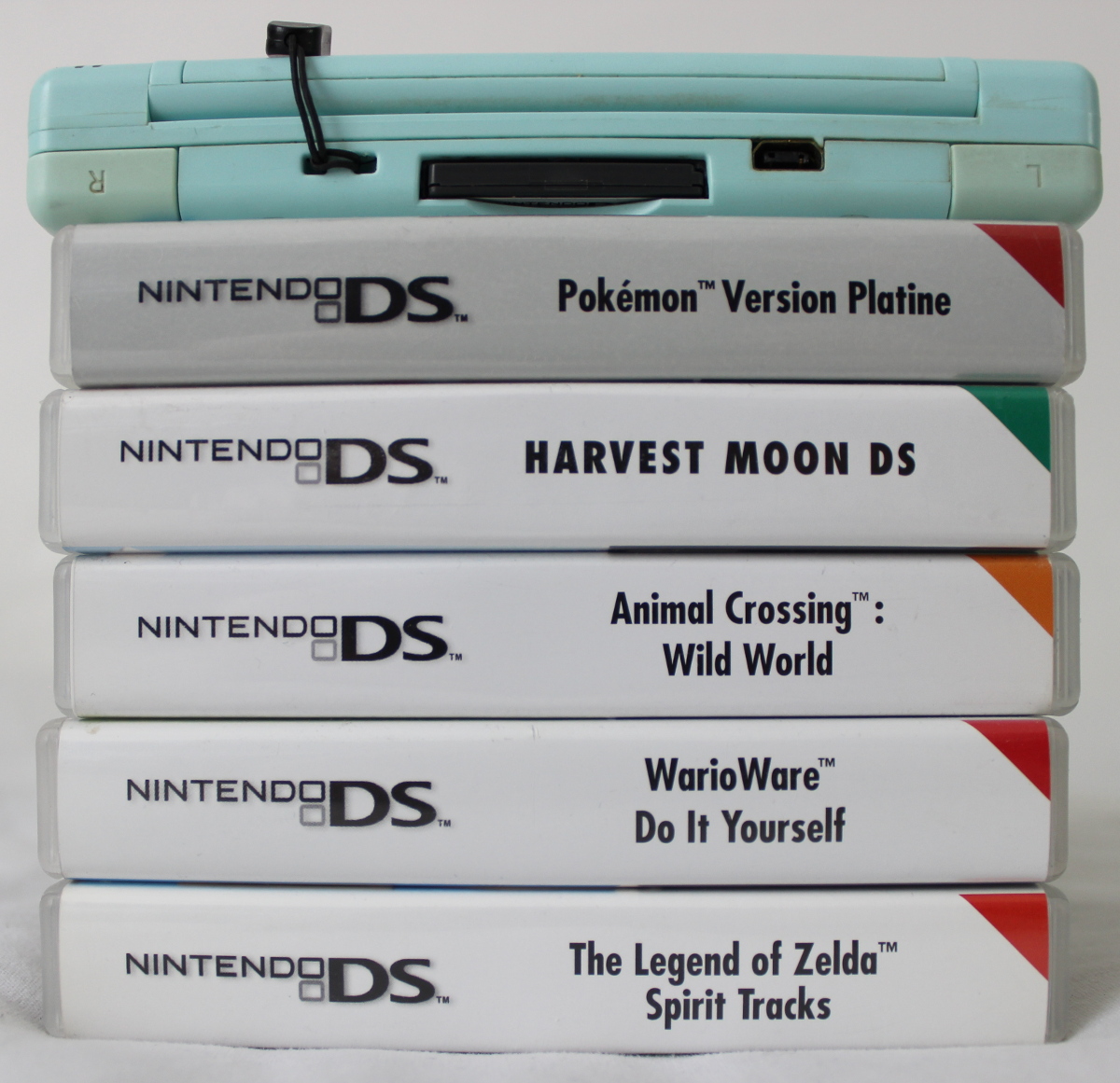 Nintendo DS Lite avec jeux, de côté
